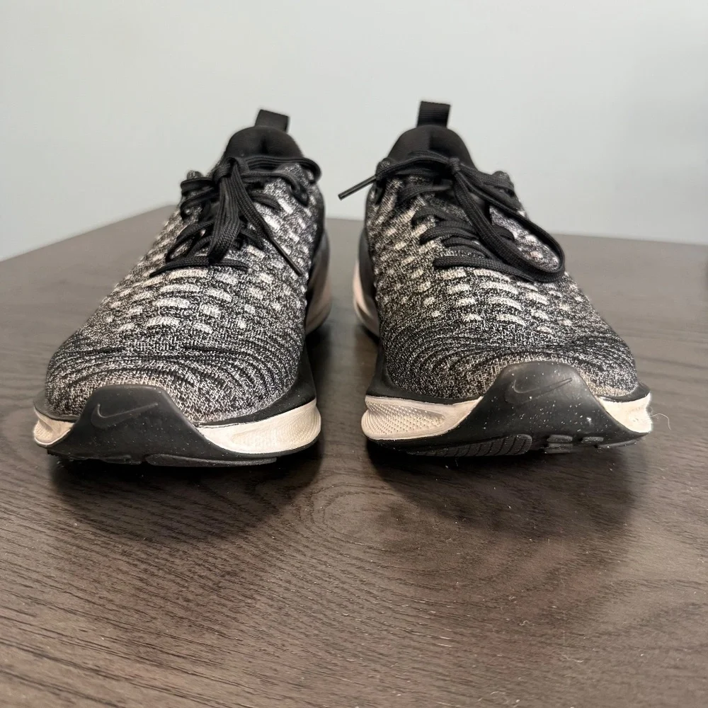 Nike Women’s Shoes ReactX‎ Infinity Run 4 Oreo Size 9